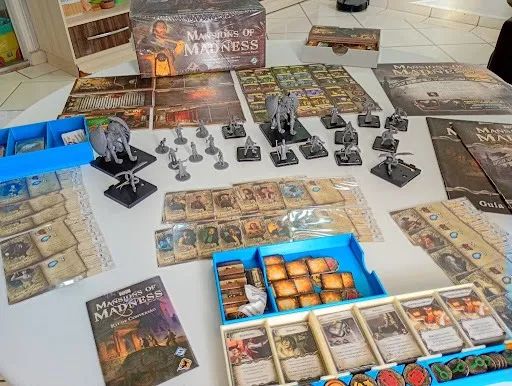 Jogos de tabuleiro diversos em excelente estado de conservação - Foto 5