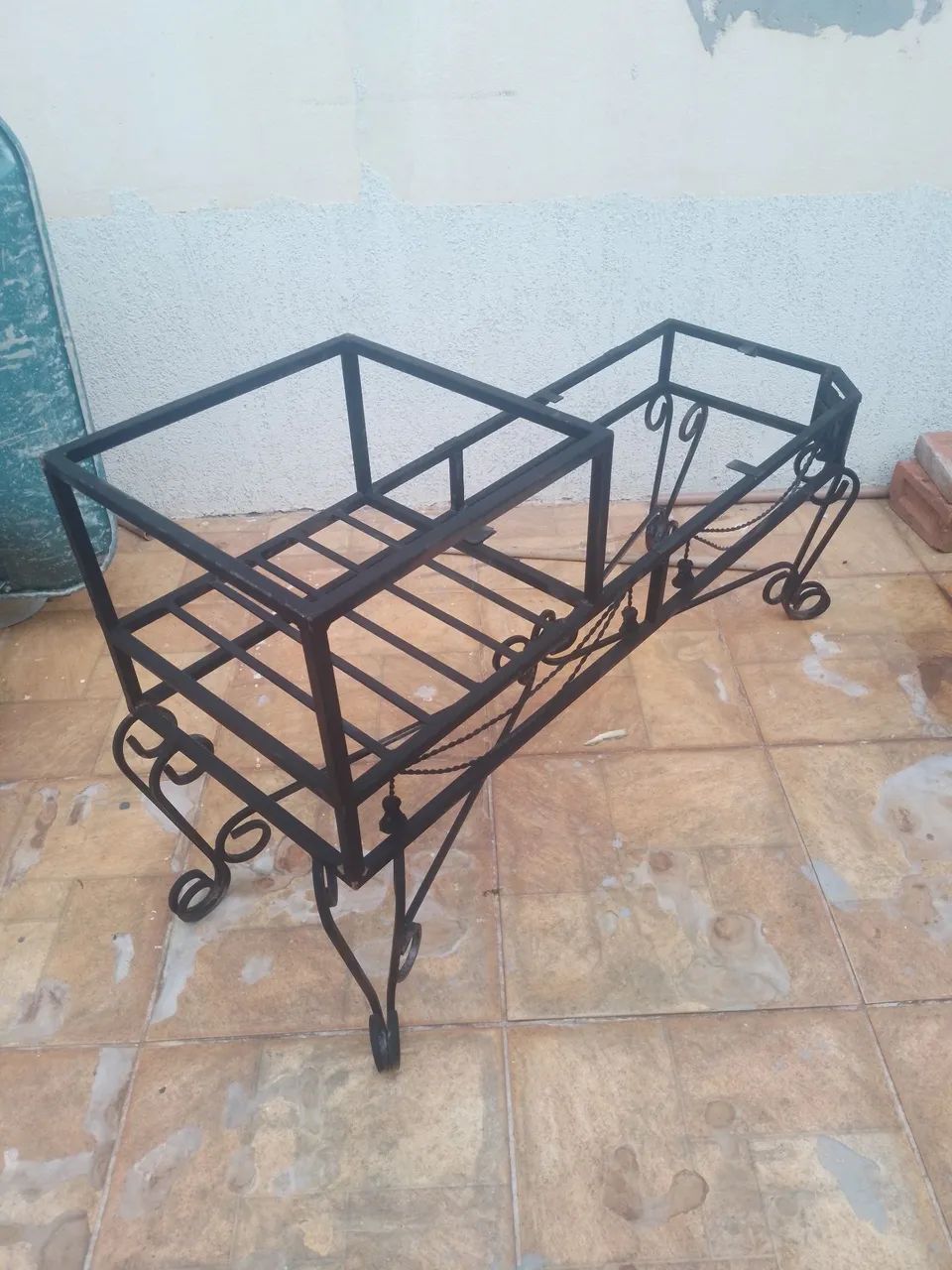 Aparador com assento 