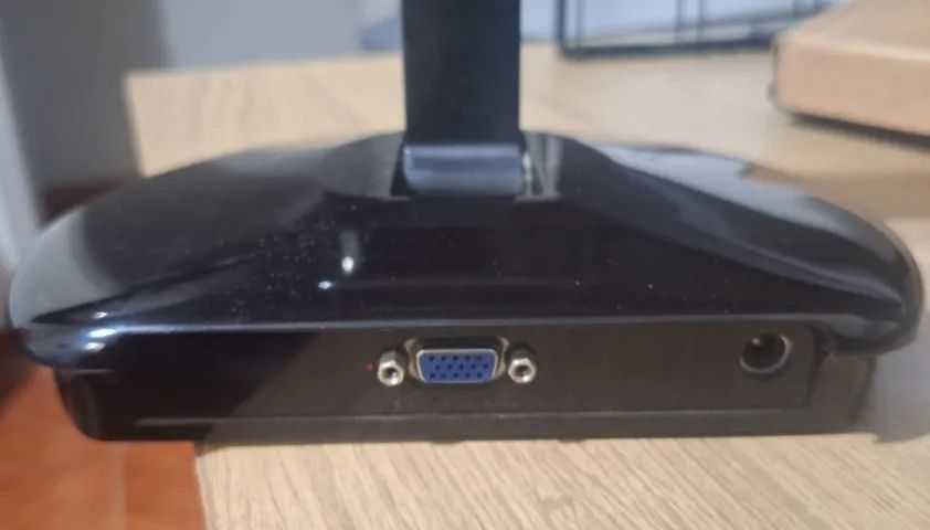Monitor AOC 18.5" LED - Ótimo custo-benefício! - Foto 3