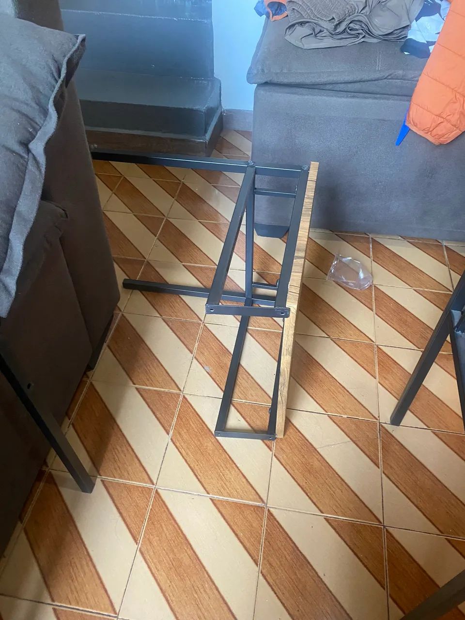 Mesa de Madeira 4 lugares  - Foto 2
