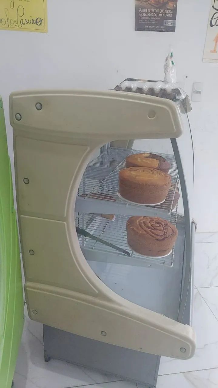 Expositor de bolos, tortas, pães. - Foto 3