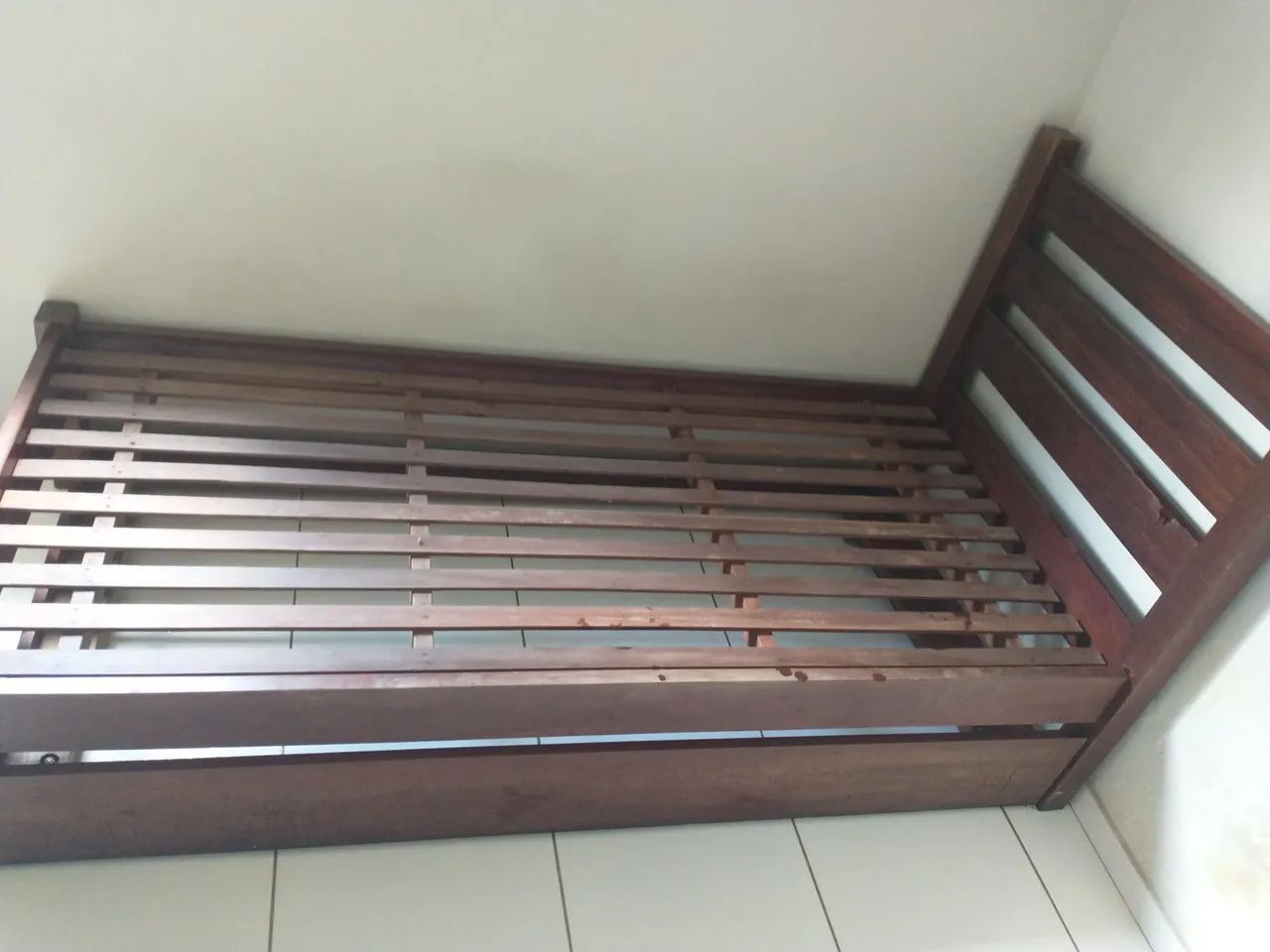 Cama de solteiro conjugada + móvel grátis 