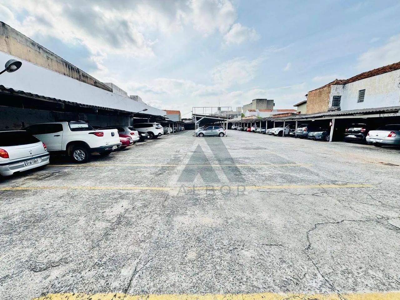 Área à venda, 1312 m² - Centro - Itapetininga/SP