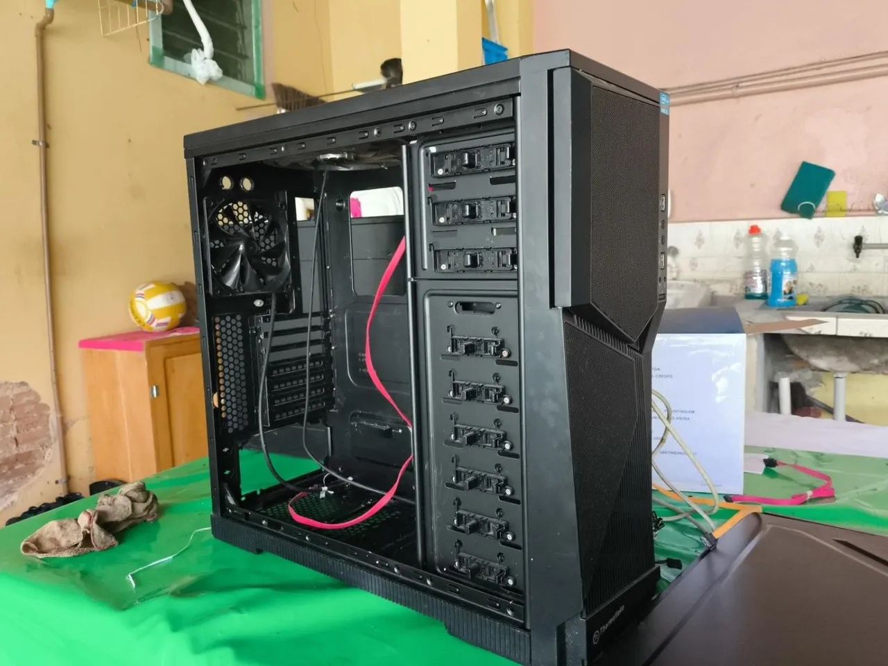Gabinete Thermaltake Commander MS-I ATX/Micro-ATX - Usado