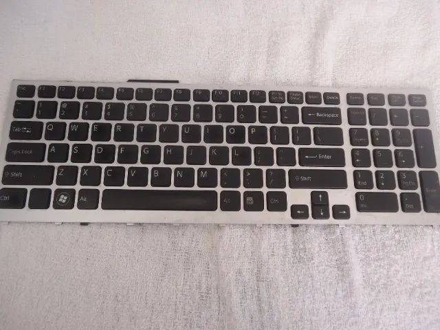 TECLADO NOTEBOOK SONY PCG-81114L