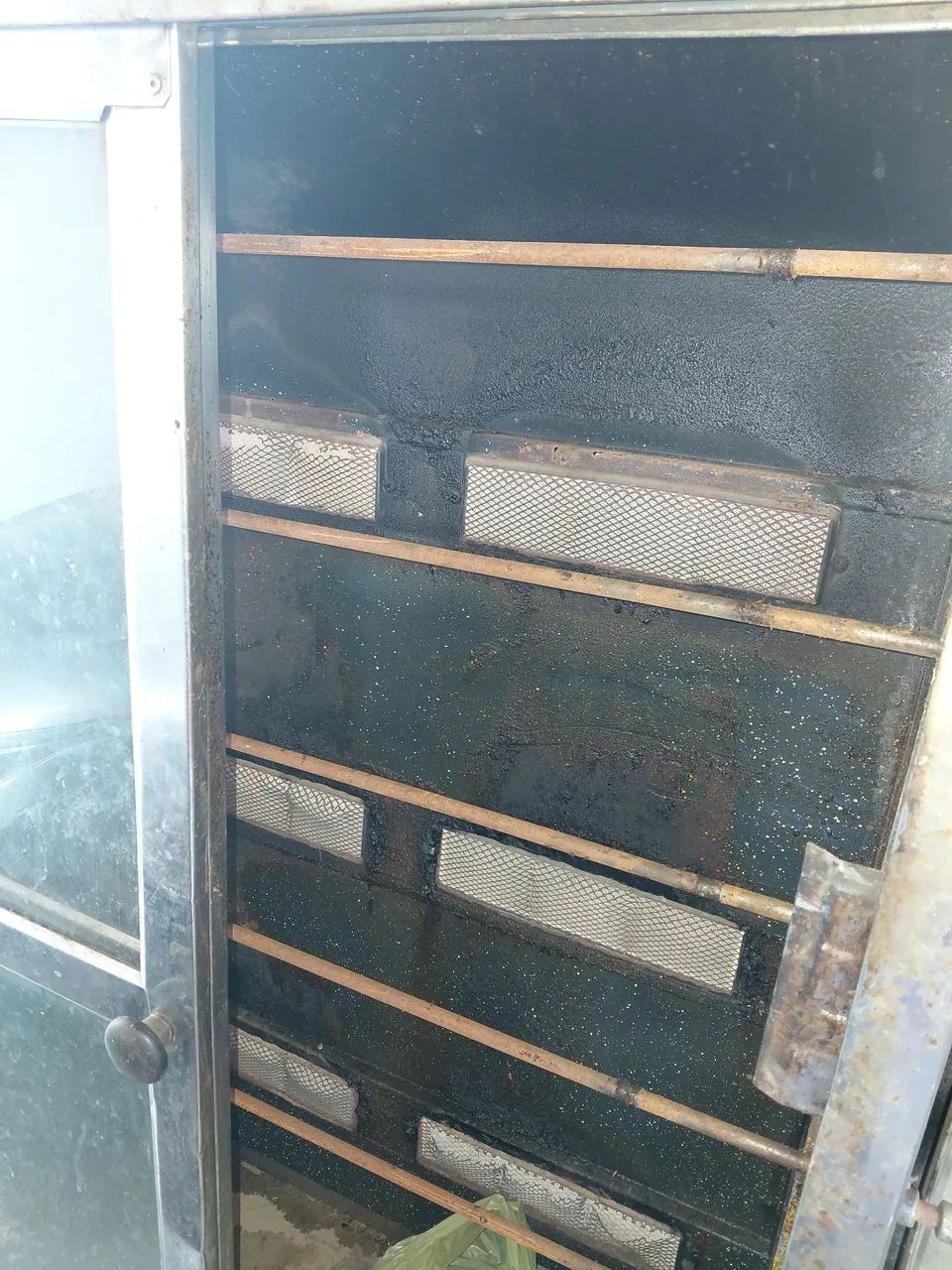VENDE-SE (MÁQUINA DE FRANGO) - Foto 3