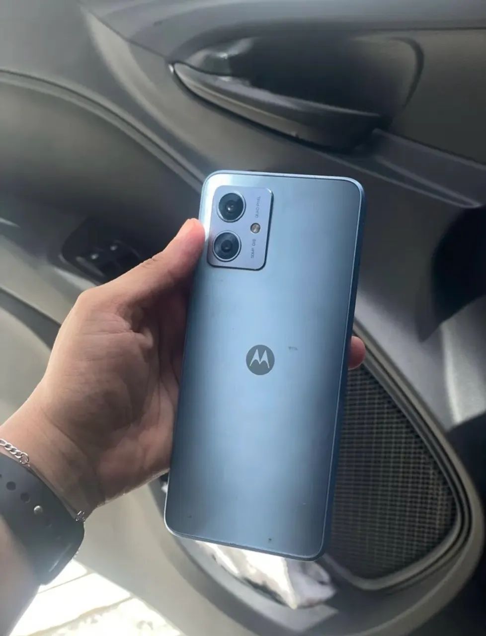 Motorola G54 
