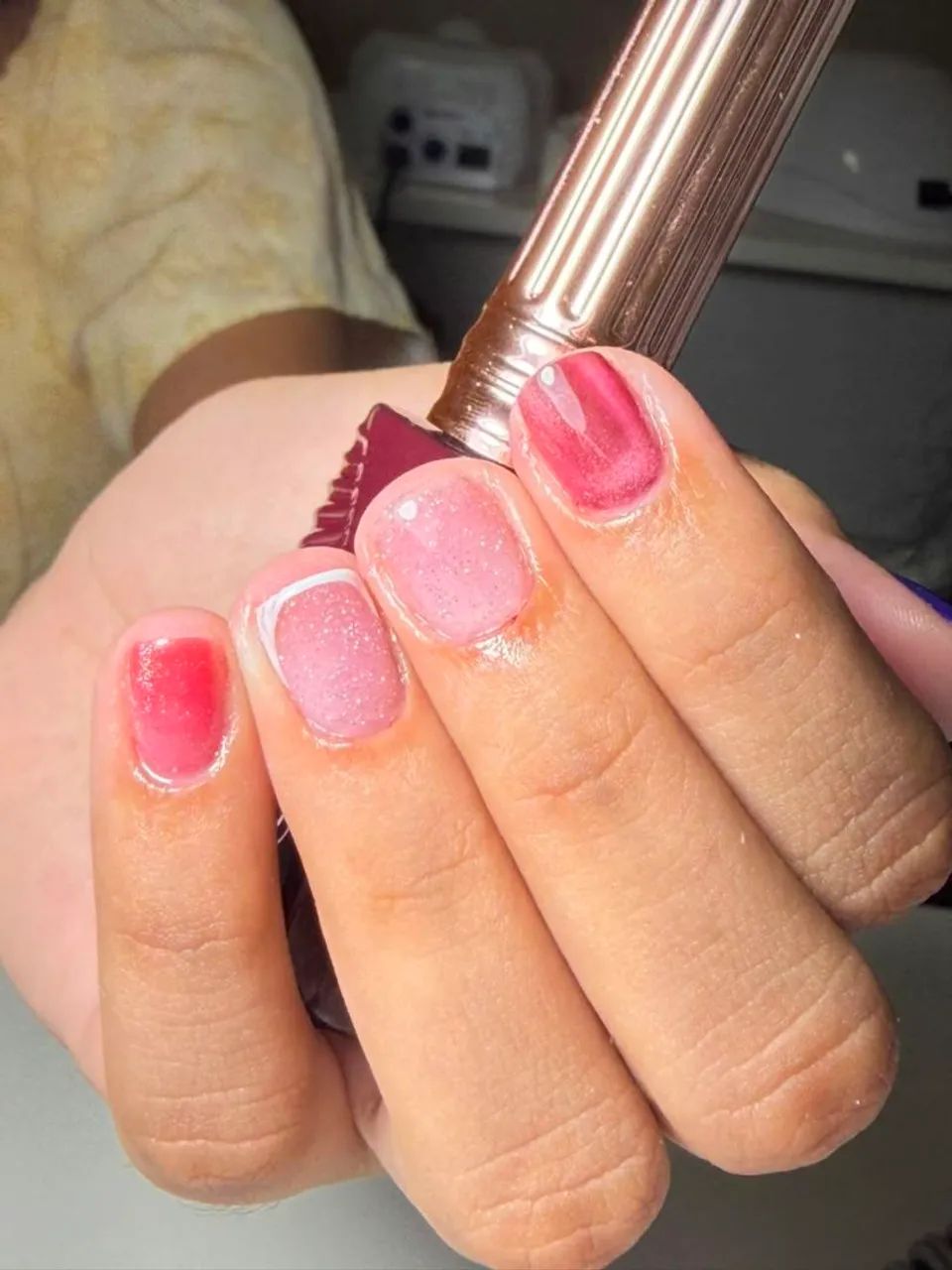 Manicure/nail designer  - Foto 2