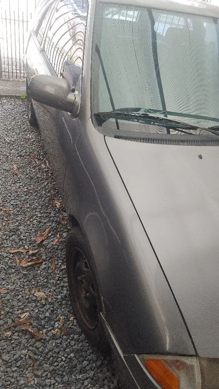 Suzuki Swift Hatch 1.0 prata 92