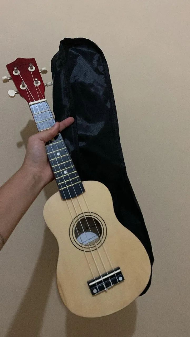 UKULELE NOVO  - Foto 3