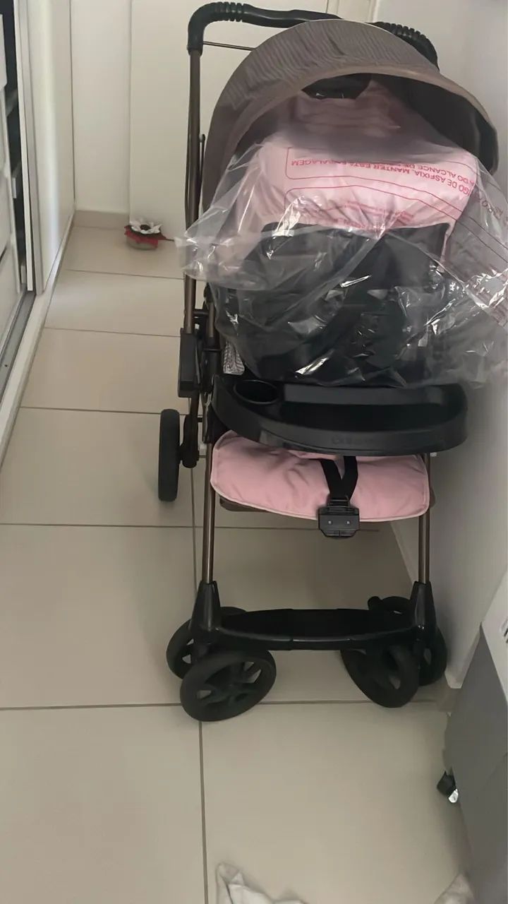 Lindo carrinho de bebê  600