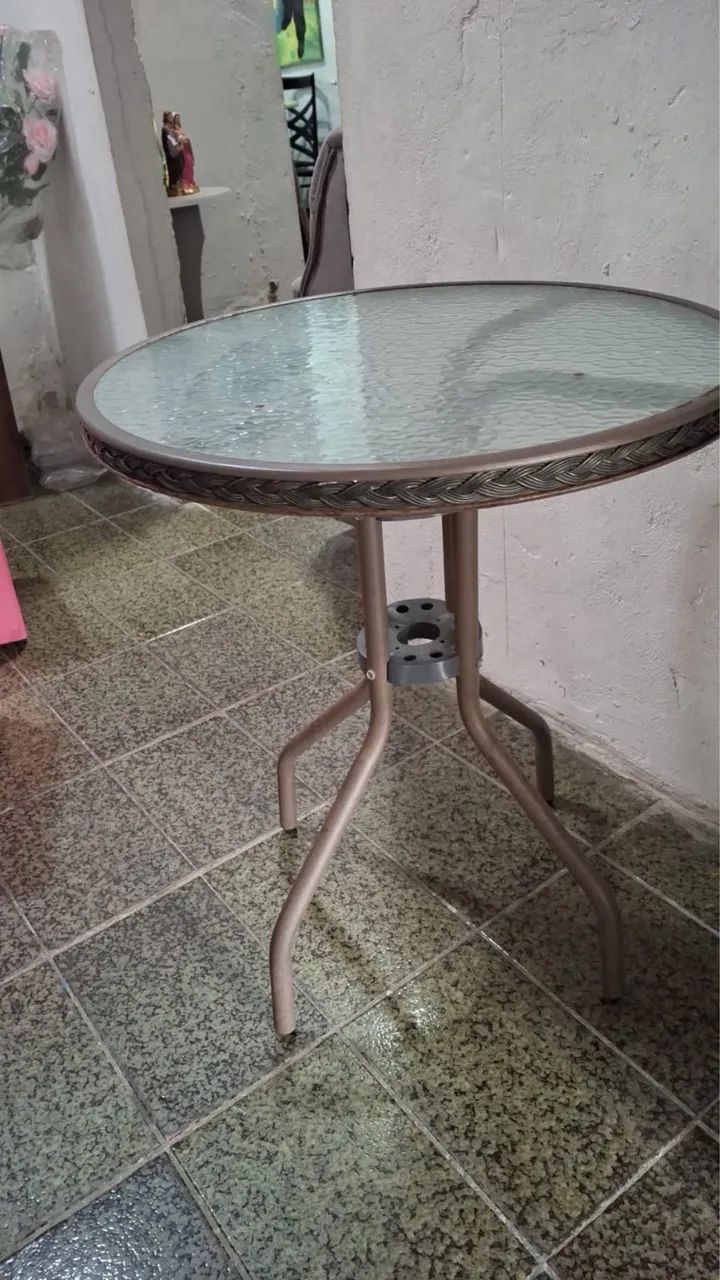 Vendo Mesa com tampo de vidro redonda!  - Foto 3