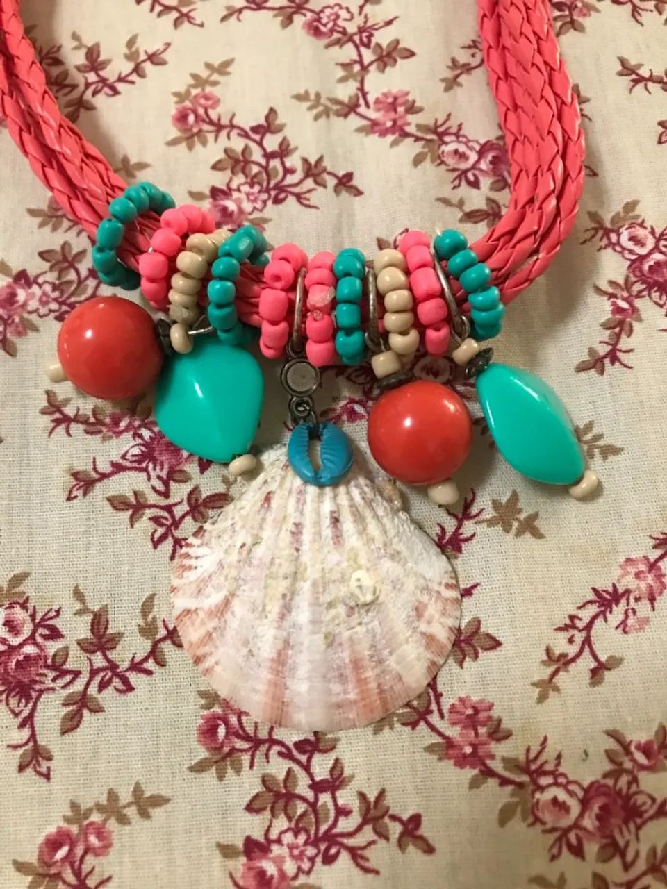 Colar Praiano Com Concha Salmão - Foto 4