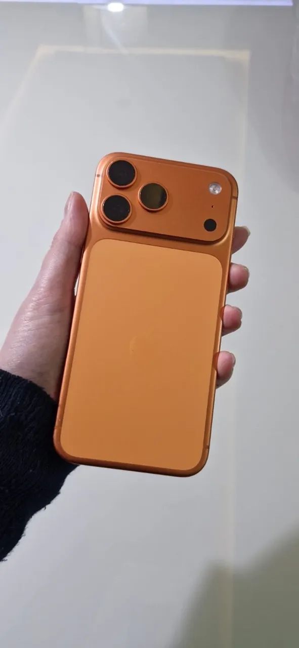 Vendo iPhone 17 pro Max laranja  - Foto 2