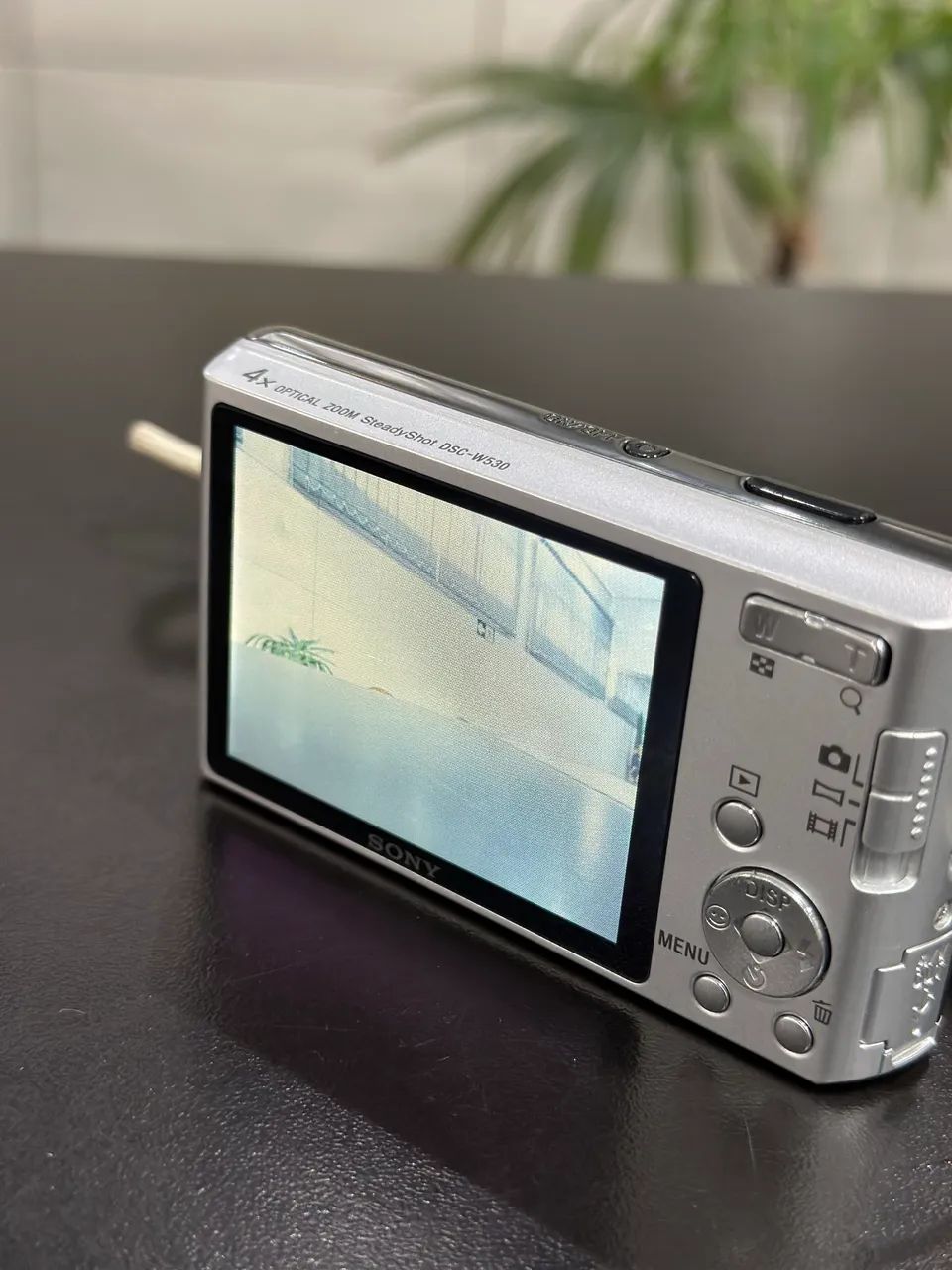 Câmera Sony Cyber-shot DSC-W530 14.1 Mega Pixels - Foto 4