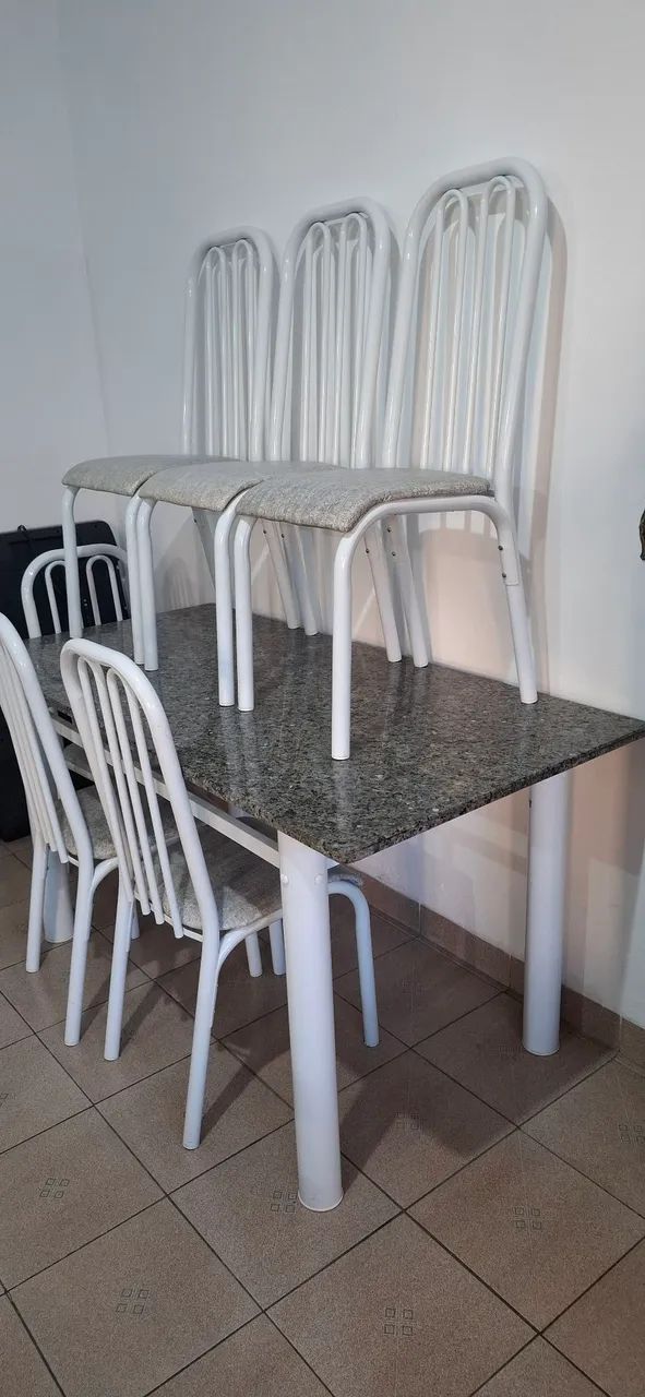 Mesa marmore com 6 cadeiras  - Foto 4