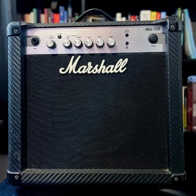 Amplificador Marshall MG15CF