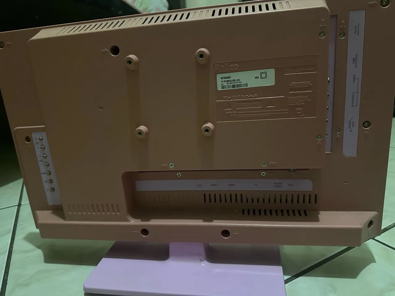 Vendo TV Philco Rosa 
