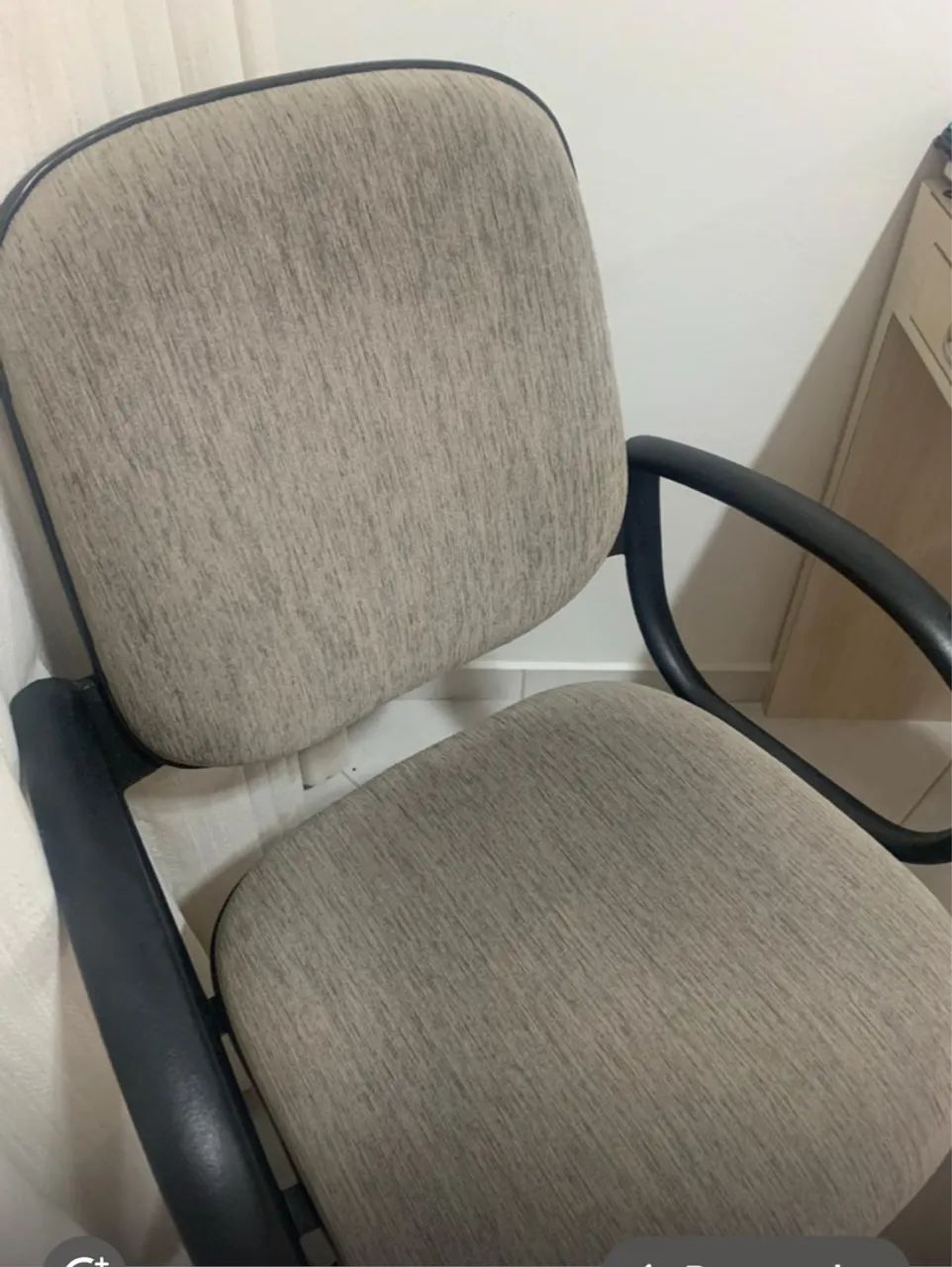 Vendo 3 cadeiras para escritório  - Foto 2