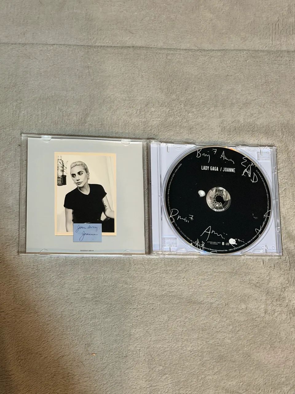 CD Joanne - Lady Gaga Original Caixa de Acrílico Impecável - Foto 2