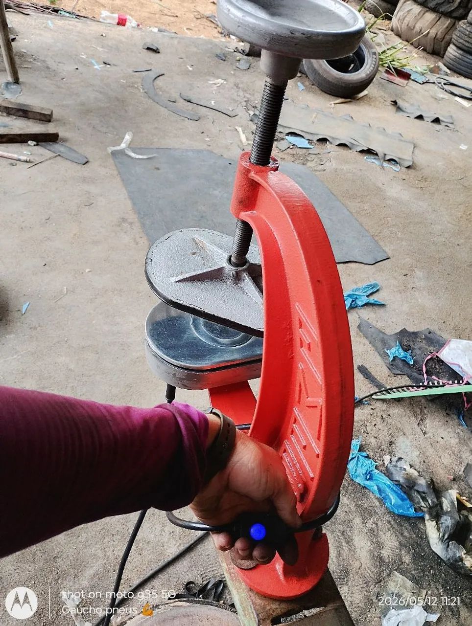 Máquina de vulcanizar câmeras de ar - Foto 2