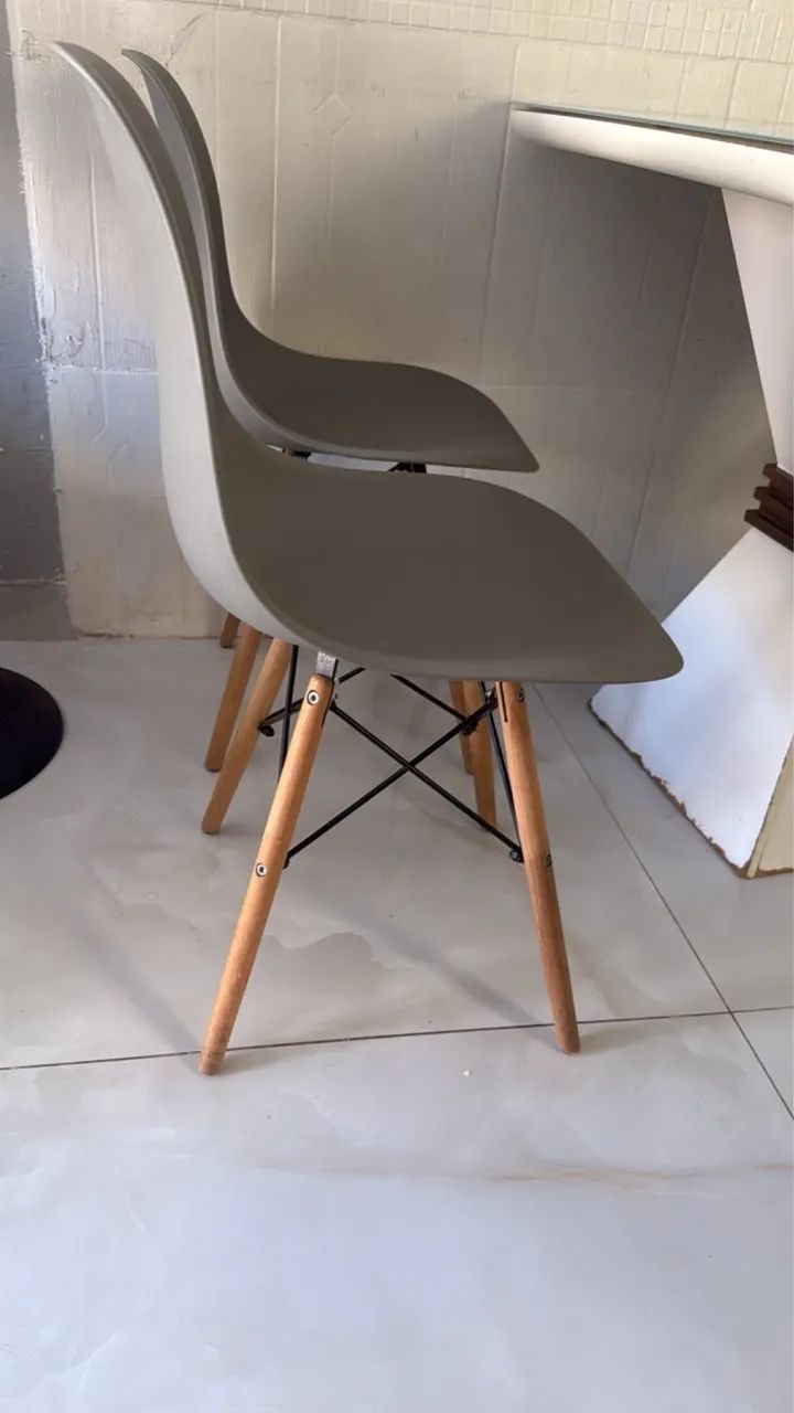Mesa e cadeiras  - Foto 3
