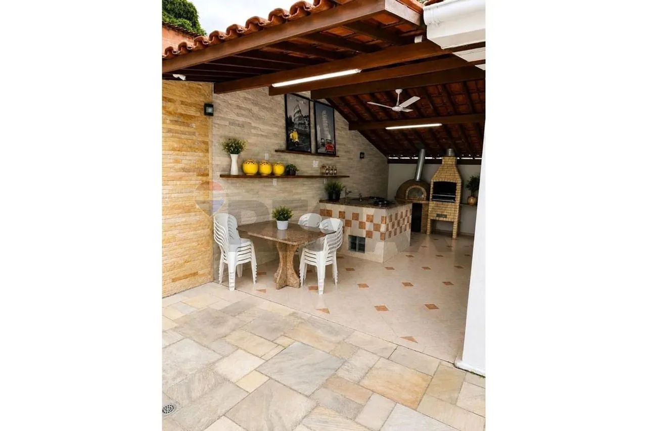Casa com 4 Quartos e Piscina em Boa Viagem - 375m² - Foto 4