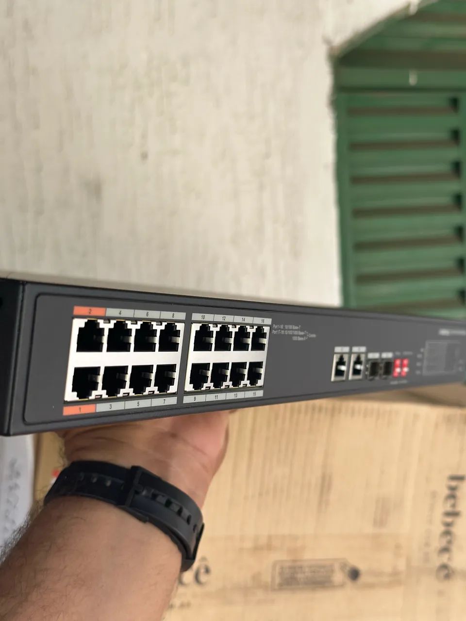 Switch Intelbras 18 Portas S1118f-pa