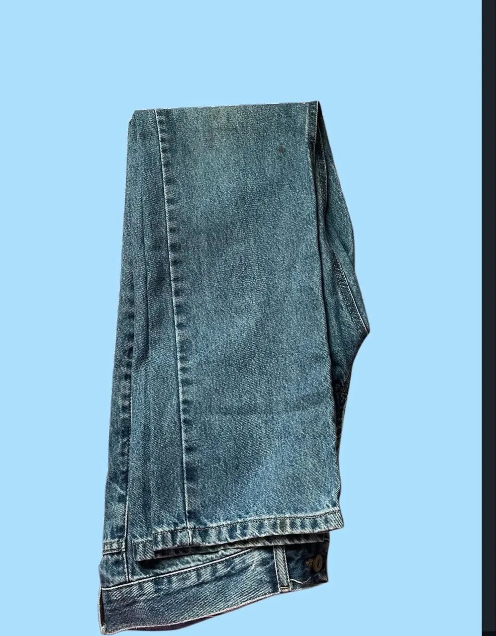 calça jeans taco modelagem reta - Foto 4