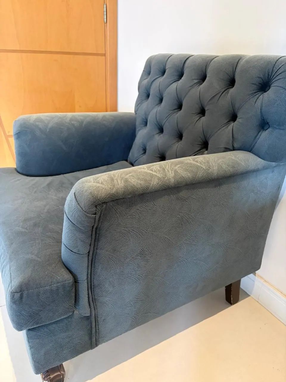 Elegante conjunto de poltronas + Puffes retangular (Brinde) - Foto 3