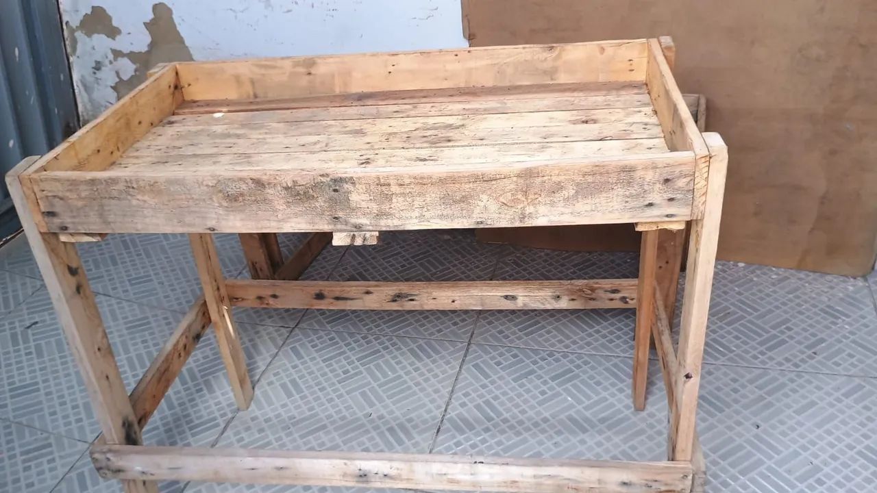 Bancas para negocio  4 unidades boas para hortifruti - Foto 3