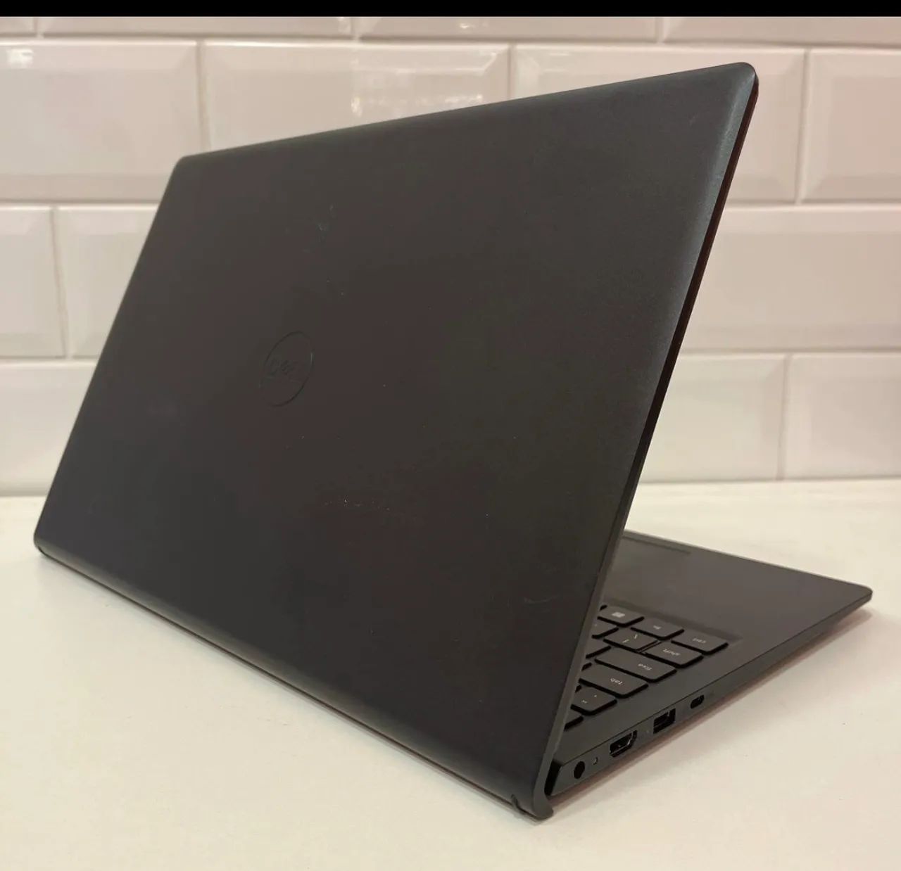 Notebook Dell Inspiron 15, i5 de 13a, 8gb de ram, 512 GB SSD