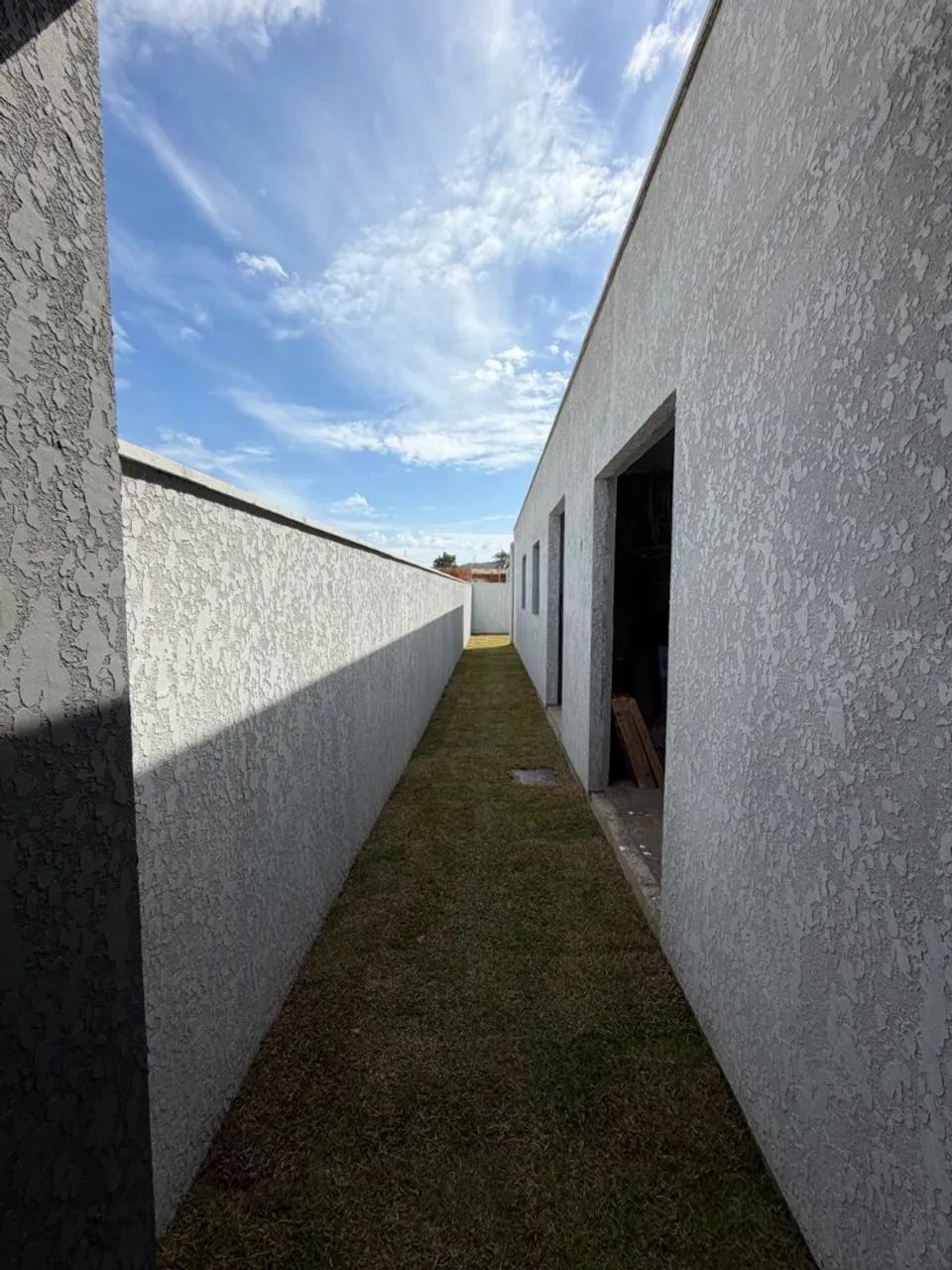 Casa em construção com 3 dormitórios + amplo quintal no Bairro do Rio Vermelho! - Foto 3