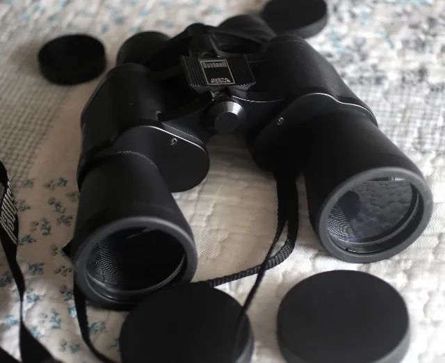Binóculos ou Binocular Bushnell 10-30x50 - Foto 2