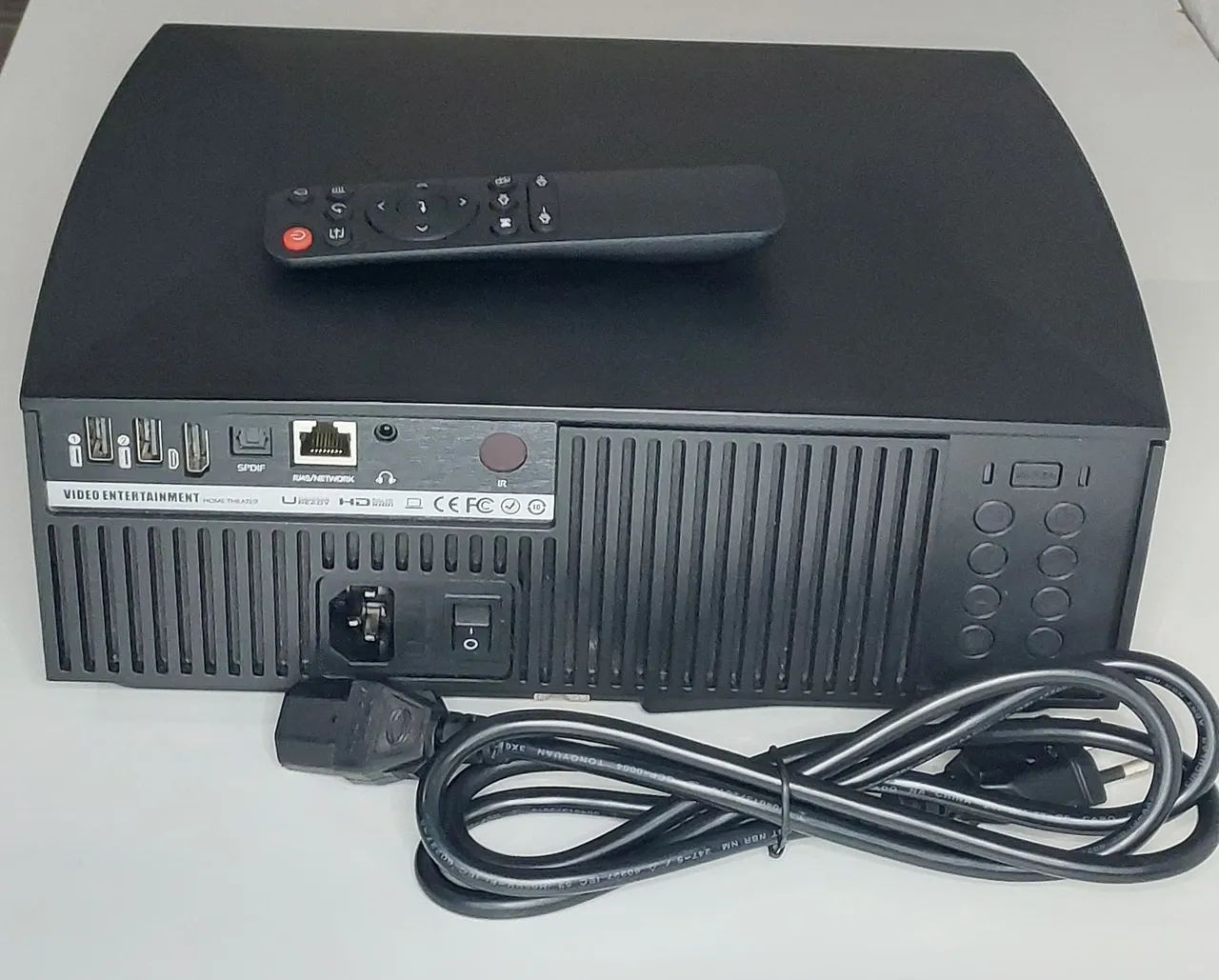 PROJETOR F30ii TURBO  - Foto 2