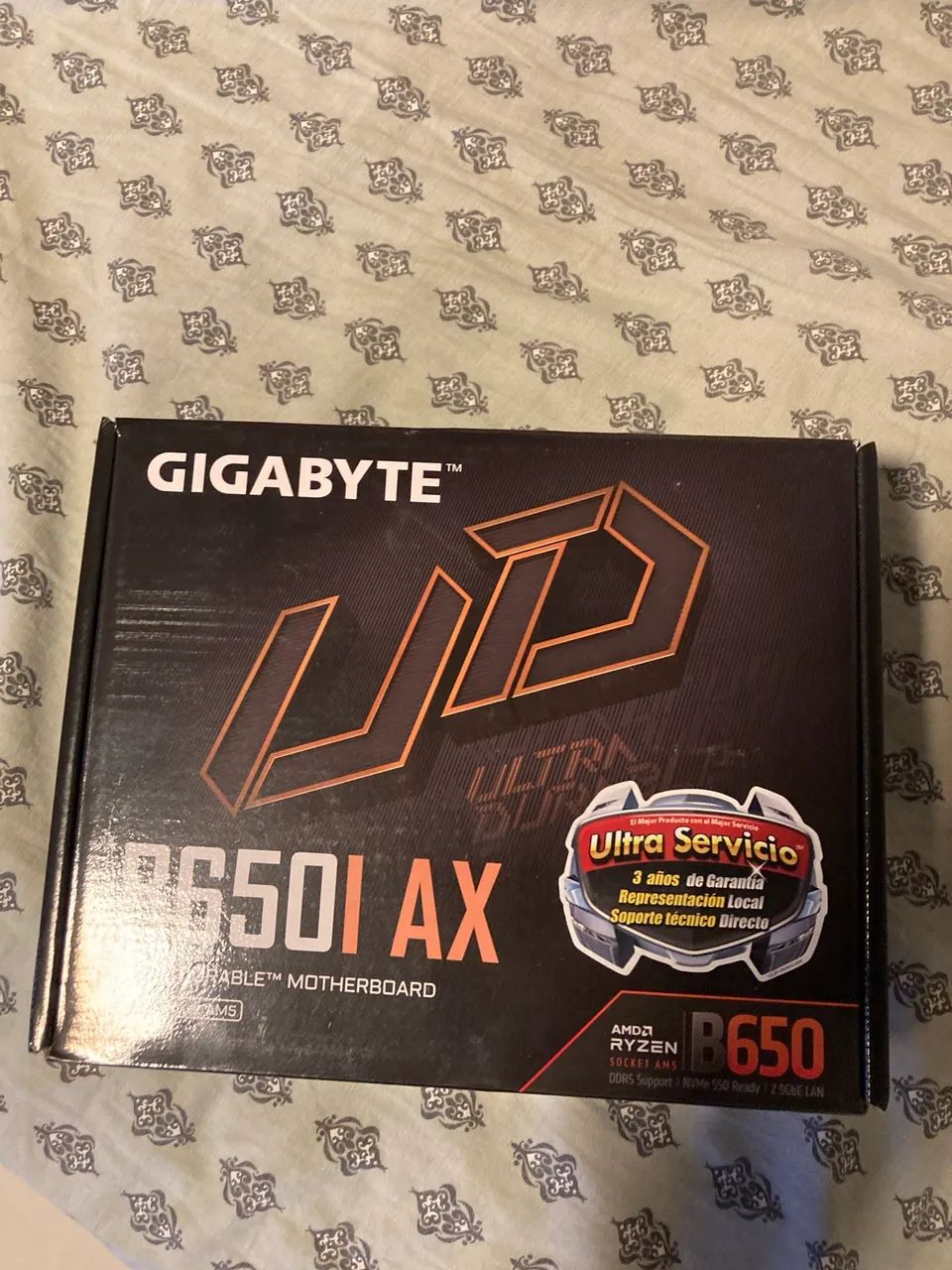 Placa mãe gigabyte mini itx am5 b650i ax - usada