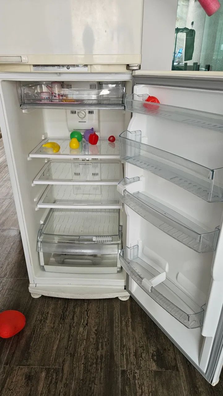 Geladeira Brastemp usada (não funcionando) - Foto 2