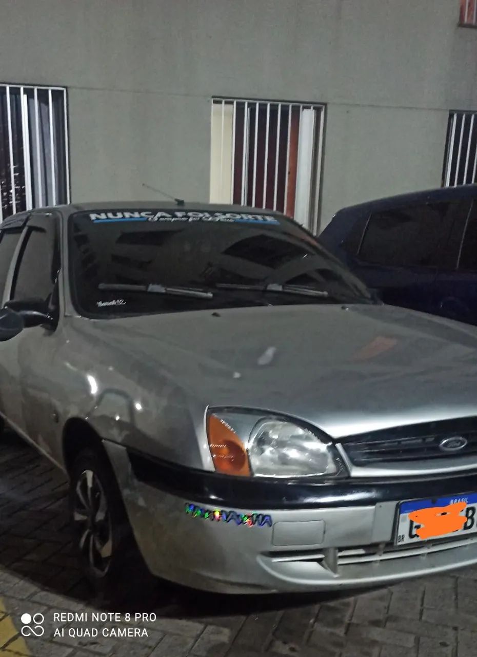 Ford Fiesta Class 1.0 4P 2000