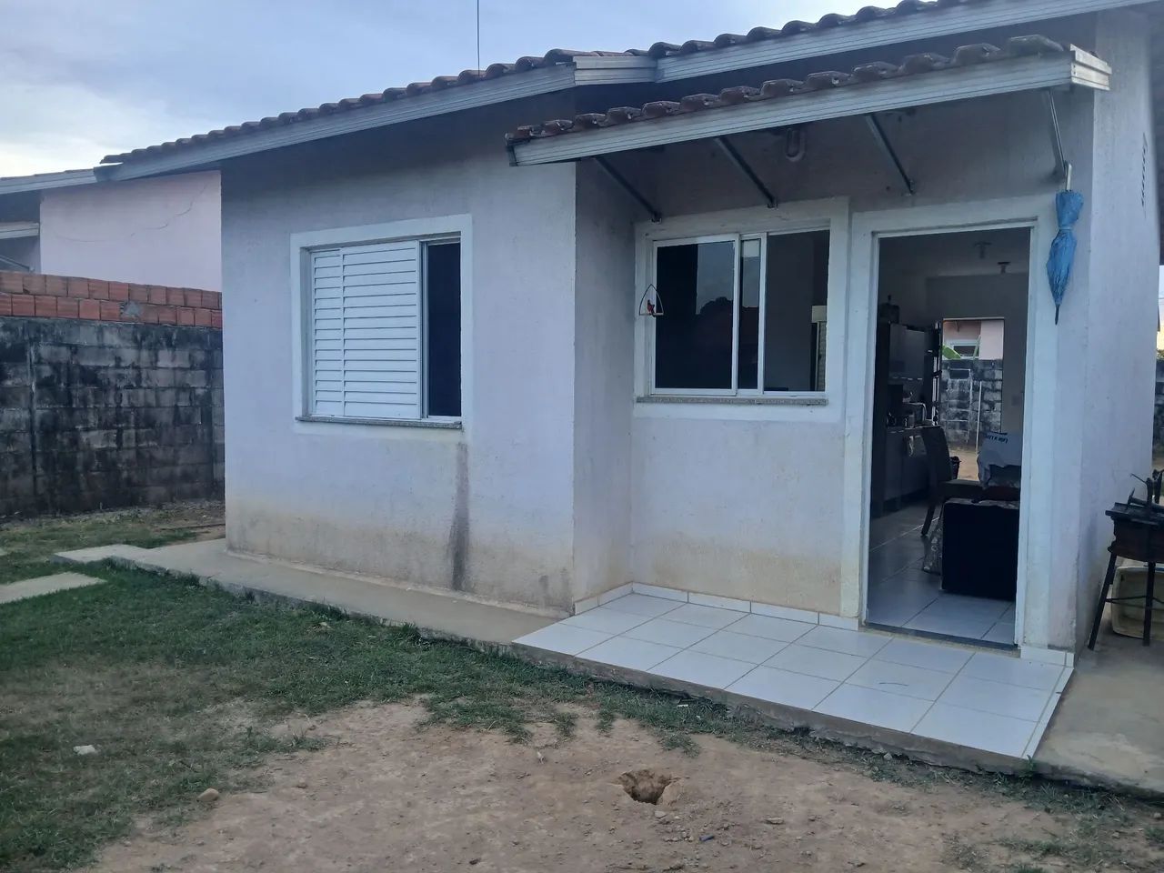 Casa ja financiada entrada de 80mil e assume as parcelas. - Foto 5