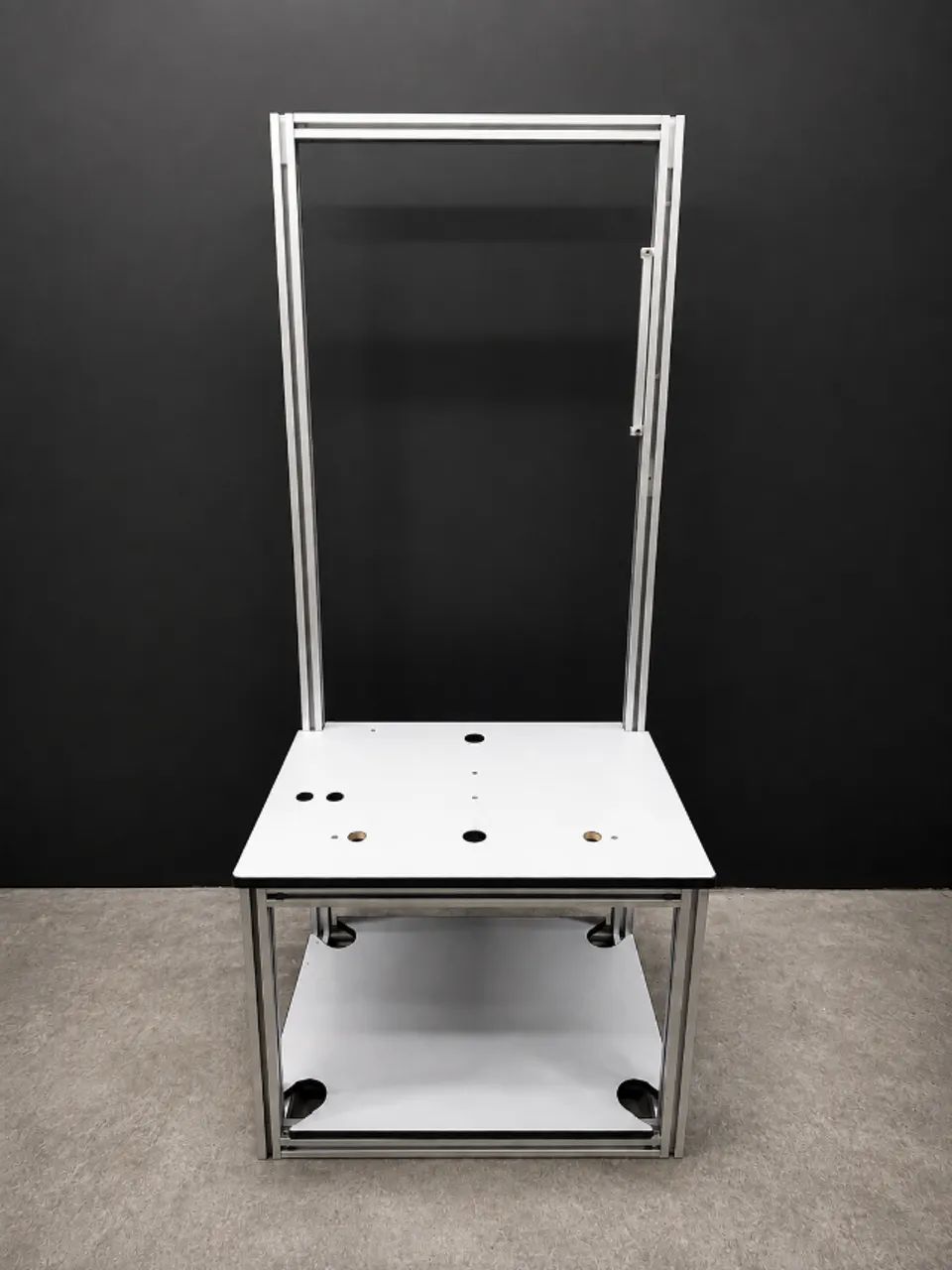 Bancada Industrial Usada em Alumínio 820mm com Prateleira