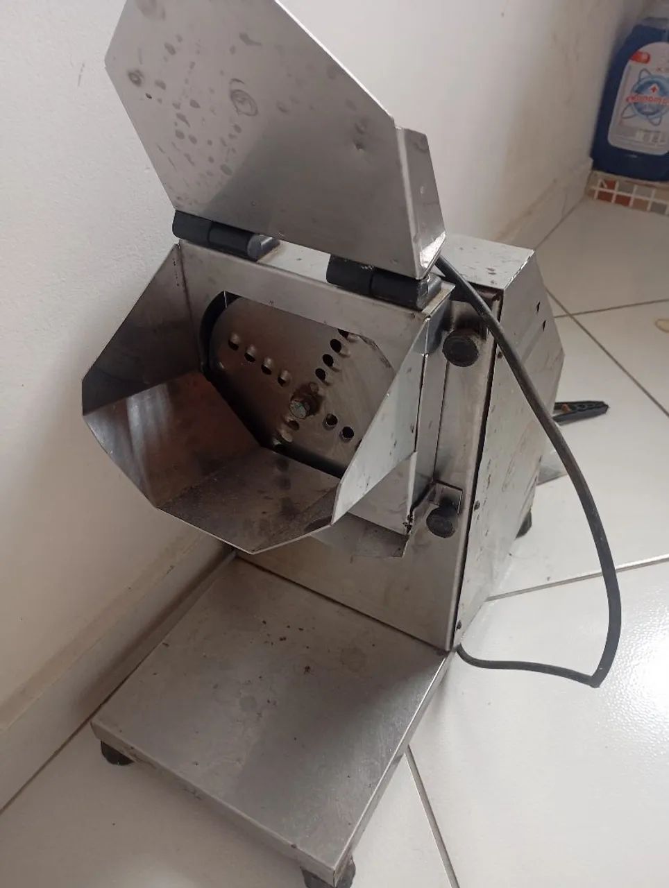 Ralador de frios elétrico 