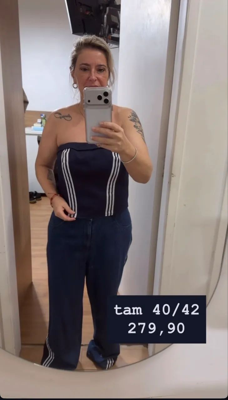 conjunto top e calça jeans inspiração ADIDAS