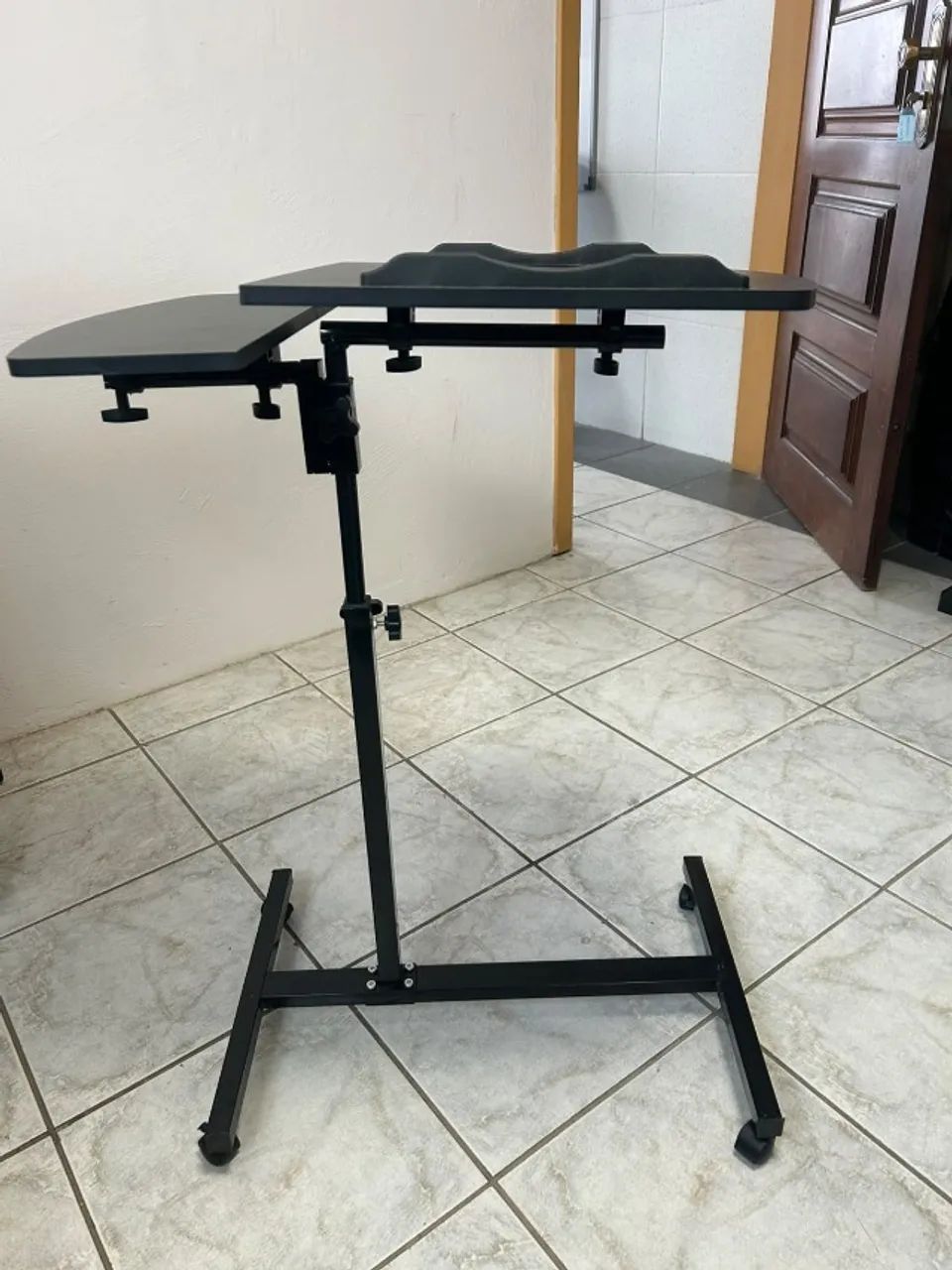 Mesa Notebook Multiuso Suporte De Luxo Ajuste De Altura - Usado - Foto 2