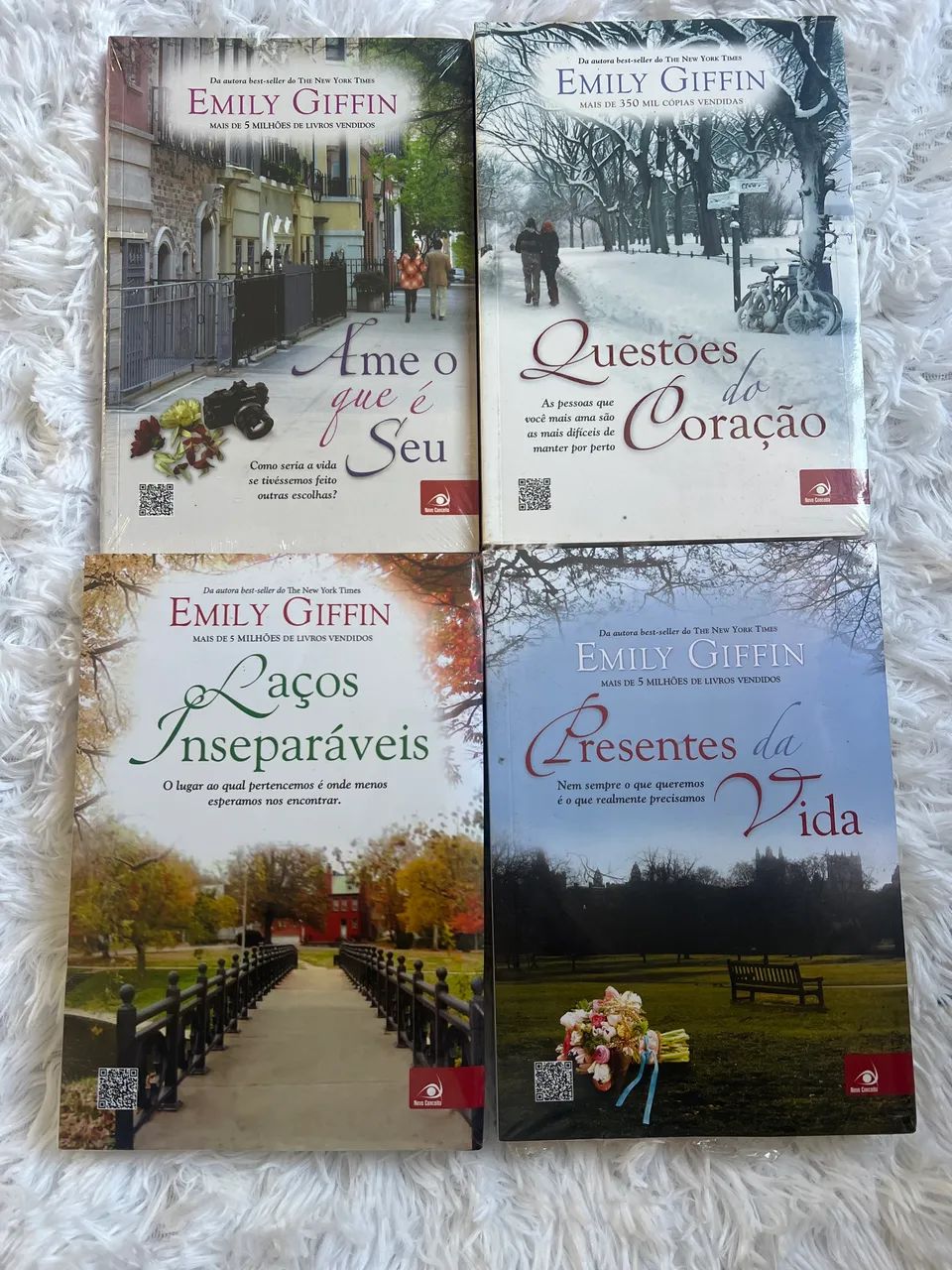 Kit 10 Livros Romances - Foto 3