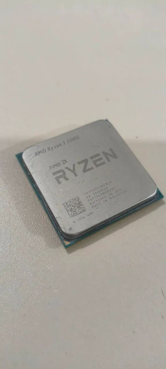 VENDO/TROCO PROCESSO RYZEN 3 3200G