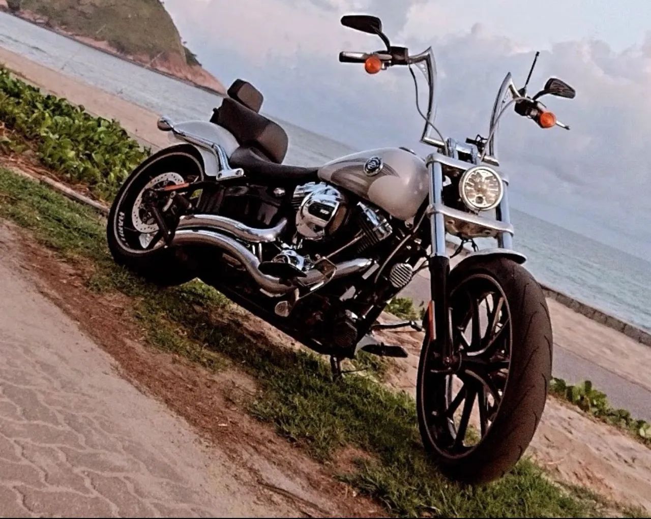 Breakout Harley Davidson softail  - Foto 4