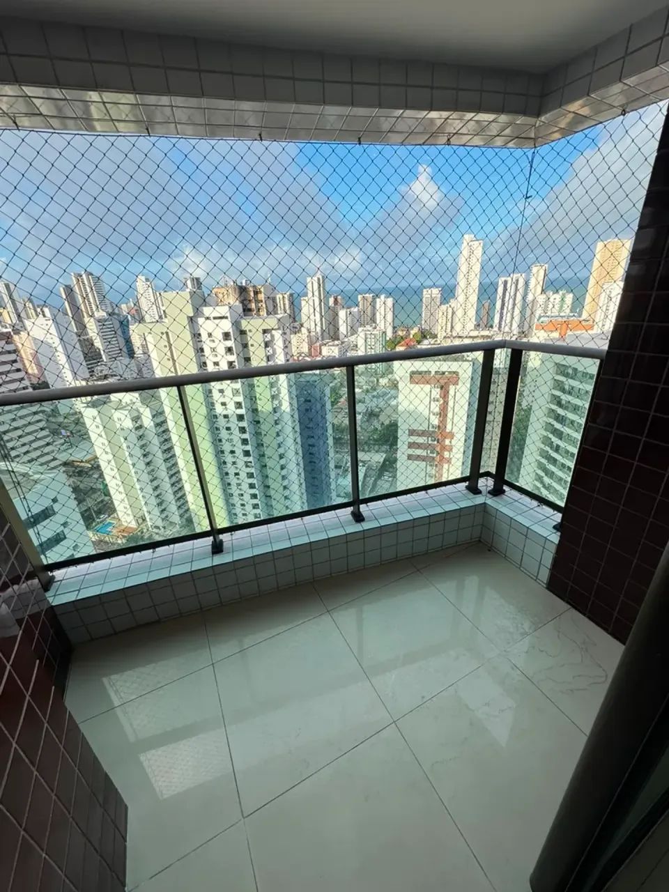 Imóvel para venda possui 65 metros quadrados com 3 quartos em Boa Viagem - Recife - PE