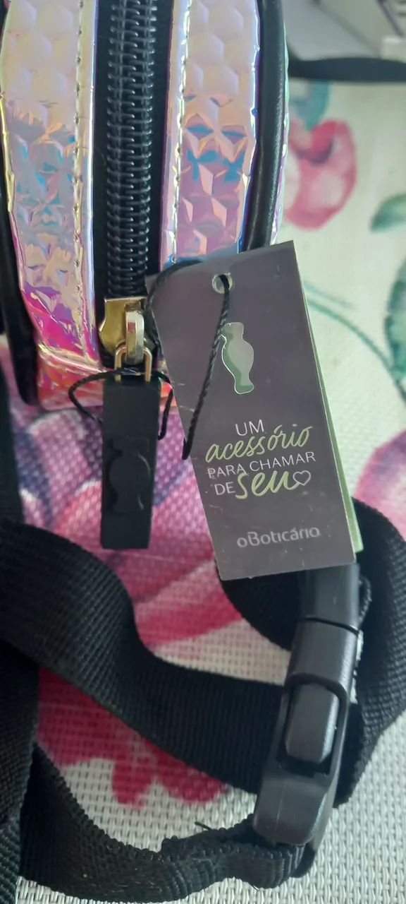 Pochete holofotica O Boticário  - Foto 4