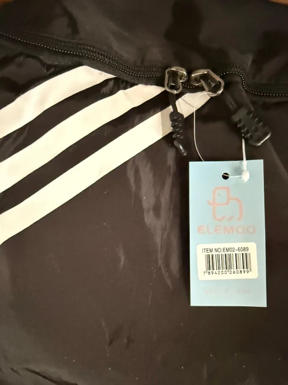 Bolsa / mochila esportiva preta com bolsos - nova  - Foto 4