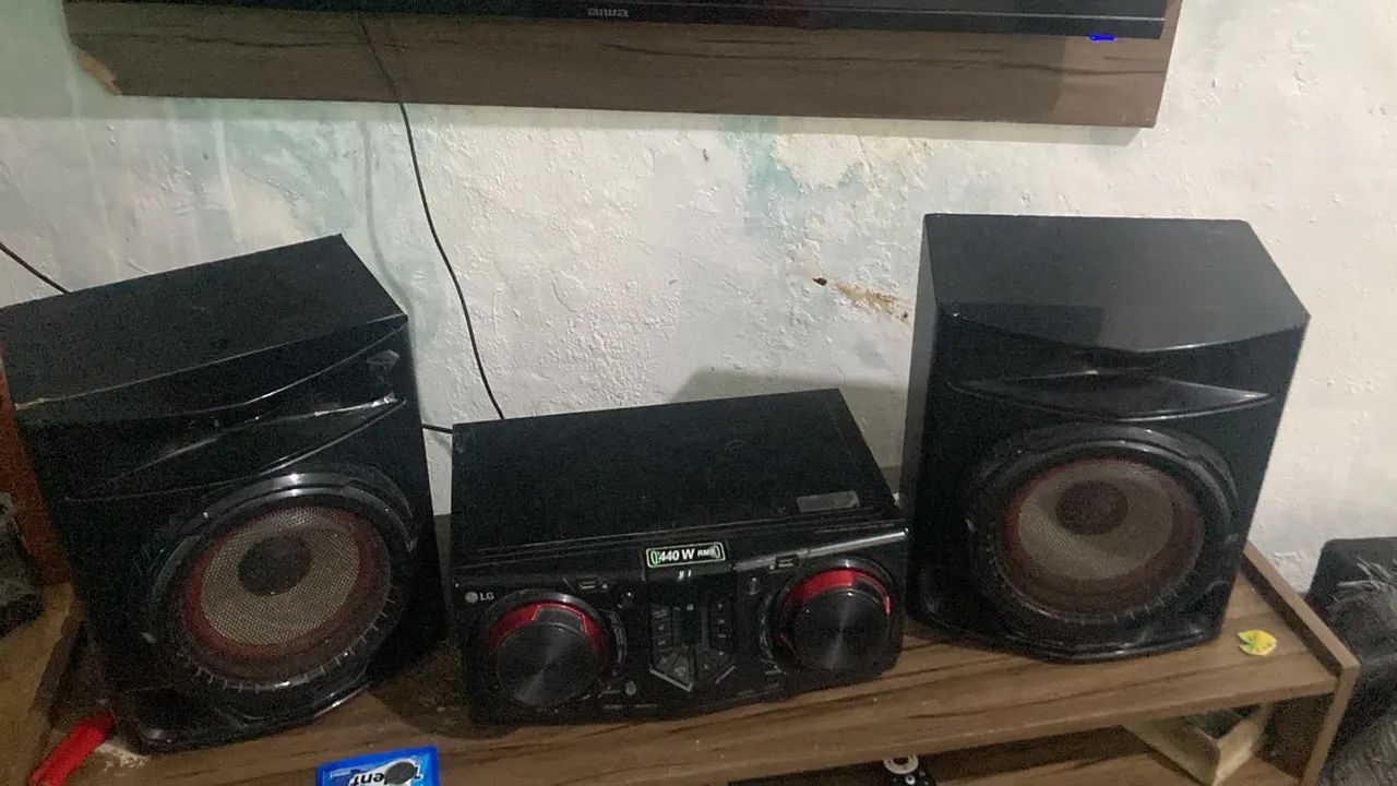 Vendo Som , Valor 550 cuida  - Foto 2